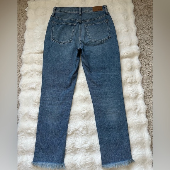 Madewell The Perfect Vintage Jeans Cut-off High Rise Straight Leg. - Picture 4 of 14